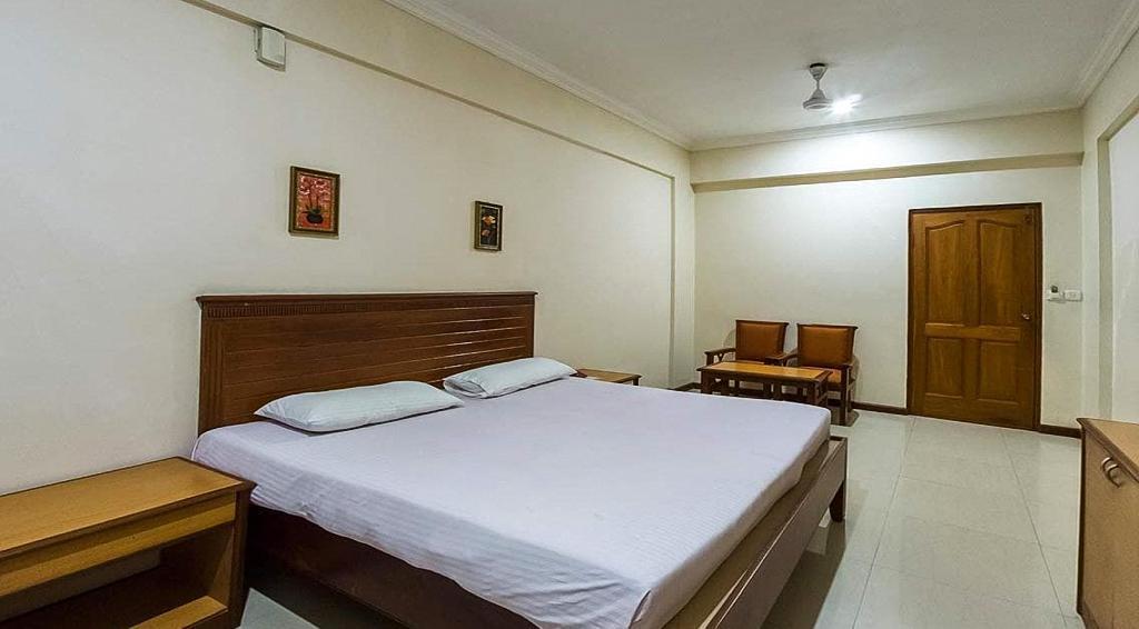 Hotel Chitra Park Tiruchchendūr Exteriör bild